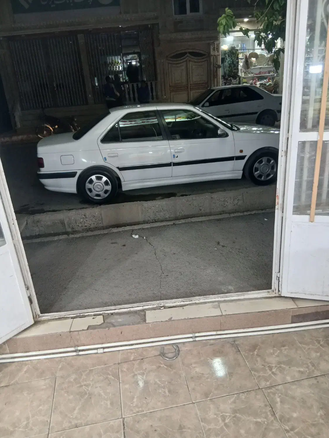 پارس مدل ۹۱ بیرنگ کم کار|خودرو سواری و وانت|قم, آزادگان|دیوار