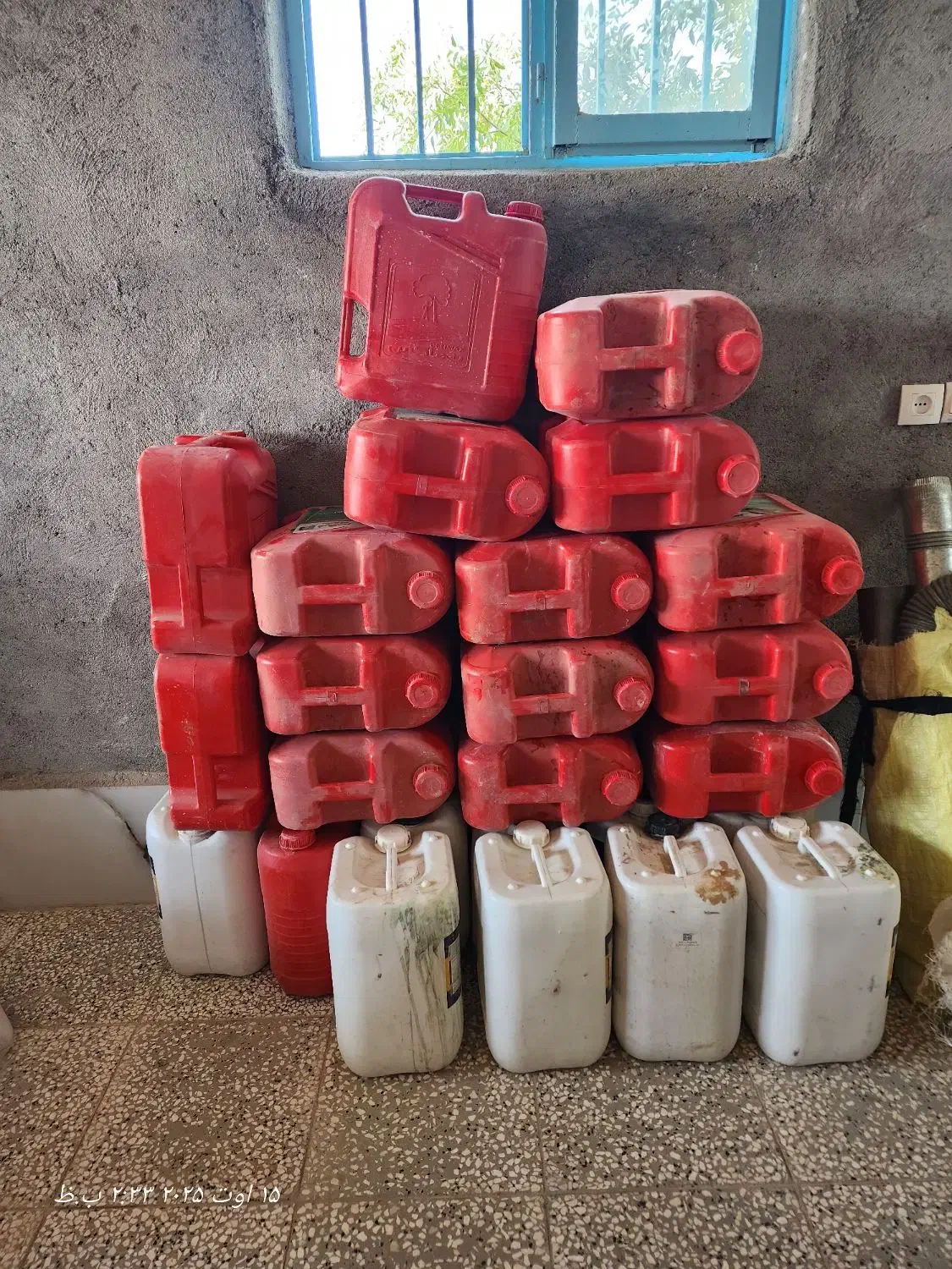 دبه ۲۰ لیتری|ظروف نگهدارنده، پلاستیکی، یکبارمصرف|کاشمر, |دیوار