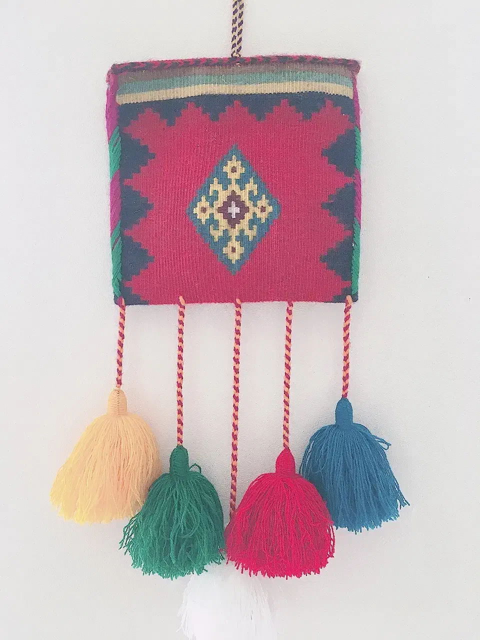 چنته گلیمی|گلیم، جاجیم، گبه|مرودشت, فاز دوم شهرک فرهنگیان|دیوار