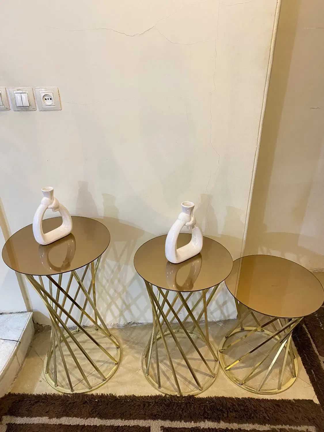 میز عسلی طلایی|مبلمان خانگی و میز عسلی|سیرجان, |دیوار