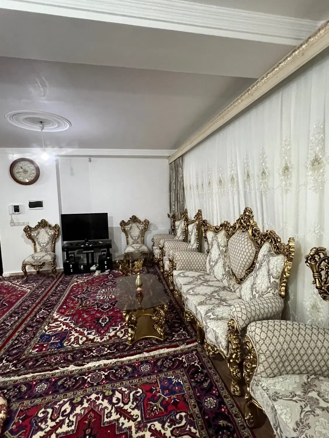 مبل سلطنتی ۹ نفره چوب|مبلمان خانگی و میز عسلی|اهر, |دیوار