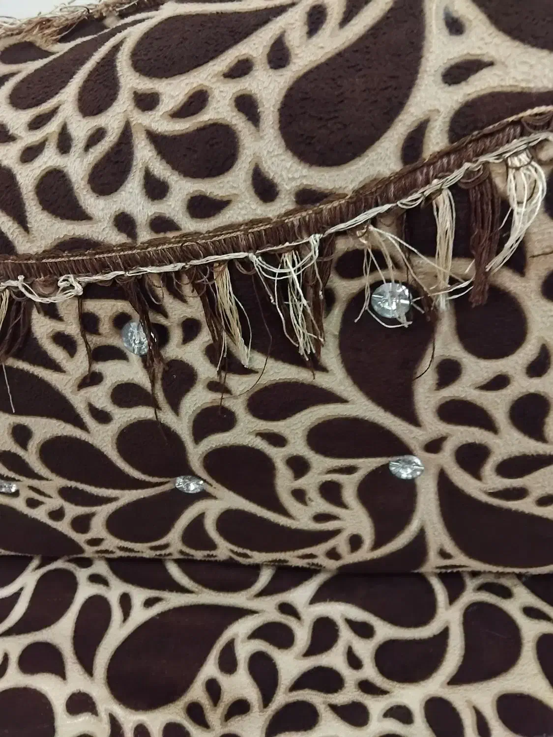 پشتی|پشتی|تهران, خزانه|دیوار