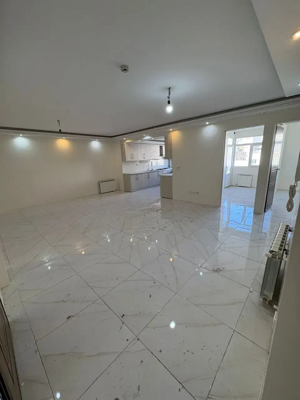 اجاره آپارتمان ۹۳ متری دوخوابه|اجارهٔ آپارتمان|تهران, ائمه اطهار|دیوار