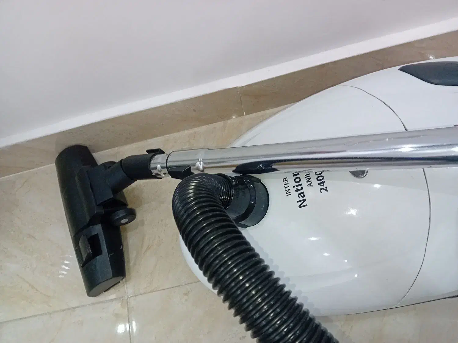 جاروبرقی کاملا سالم|جاروبرقی، جارو شارژی، بخارشو|رشت, لاکان شهر|دیوار