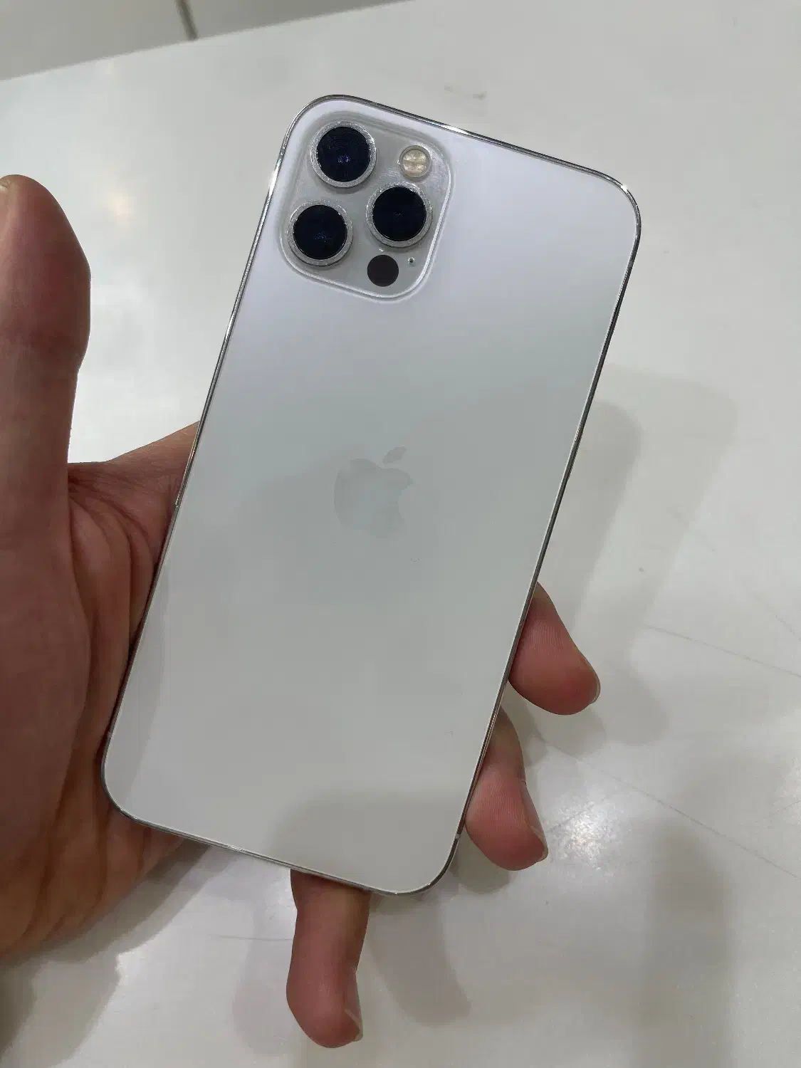 12پرو ۲۵۶|موبایل|شیراز, آزادی|دیوار