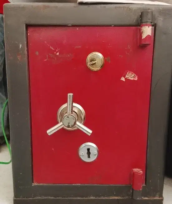 گاوصندوق|ابزارآلات|زاهدان, |دیوار