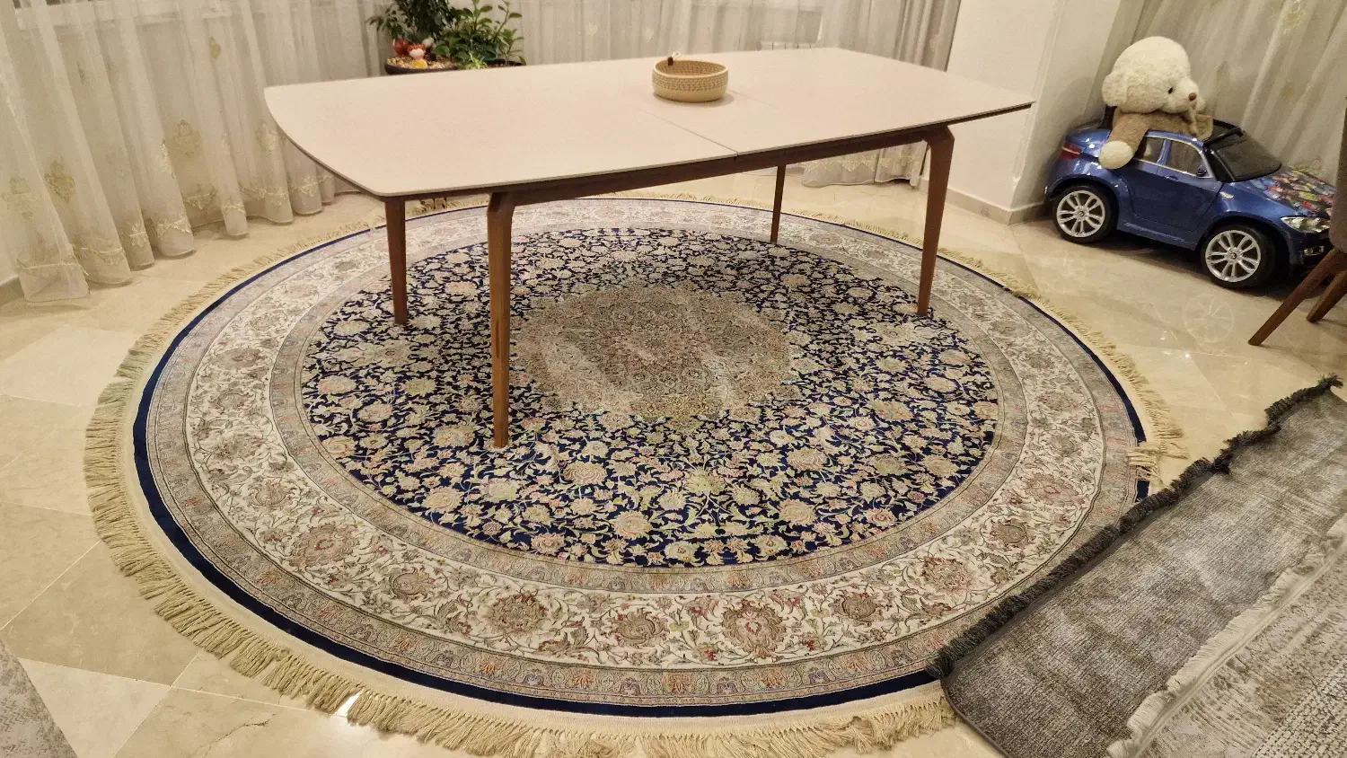 فرش افق گرد قطر ۳ متر ۱۲ شانه|فرش|تهران, چیذر|دیوار