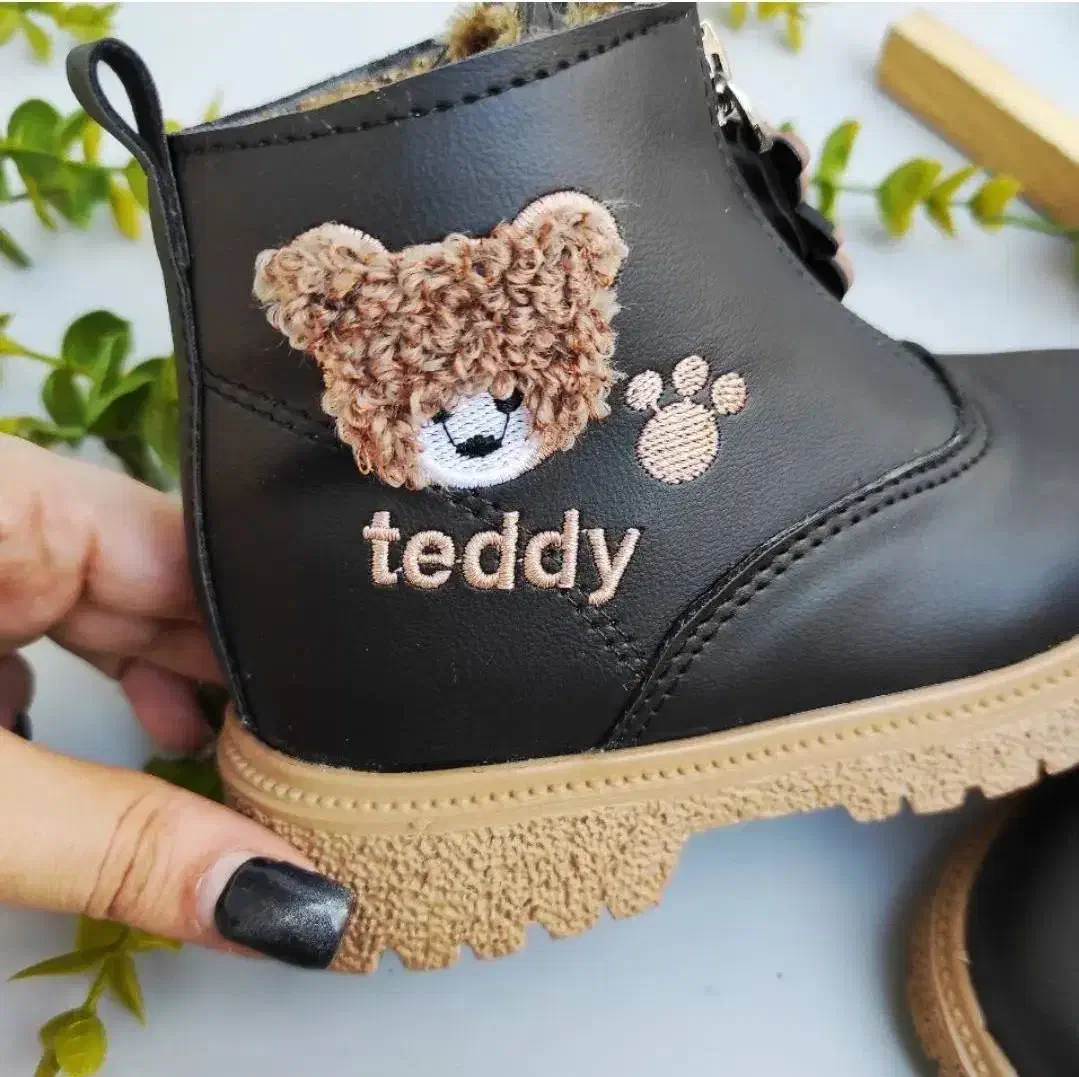 نیم بوت teddy|کیف، کفش، کمربند|شیراز, شهرک سعدی|دیوار