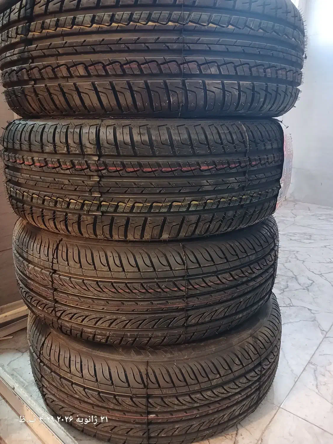 لاستیک کویر و رازی ۲۰۵/۶۰/۱۵|قطعات یدکی و لوازم جانبی|شیراز, گویم|دیوار