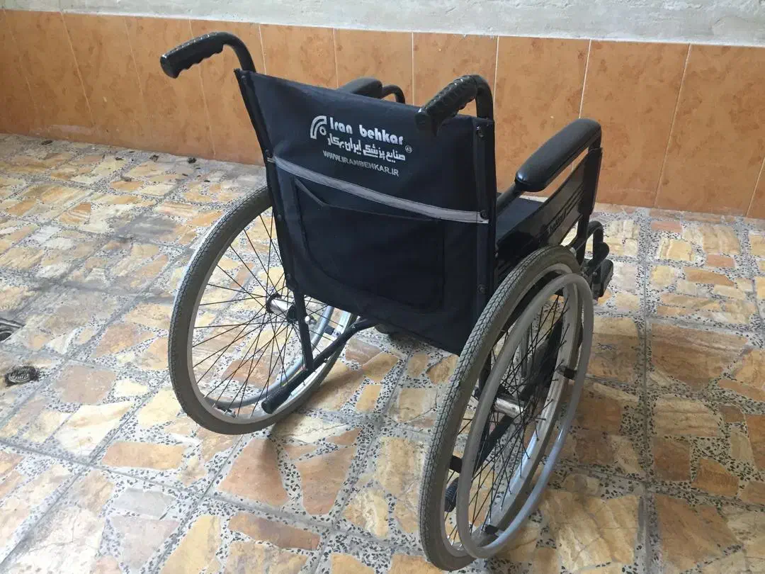 چرخ سالمند|آرایشی، بهداشتی، درمانی|آستانه اشرفیه, |دیوار