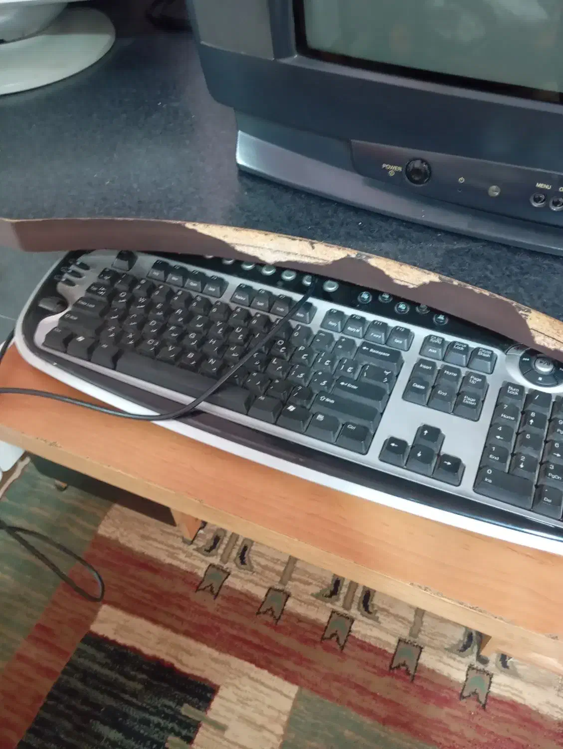 کامپیوتر و میز و صندلی دو میلیون|رایانه رومیزی|دورود, |دیوار