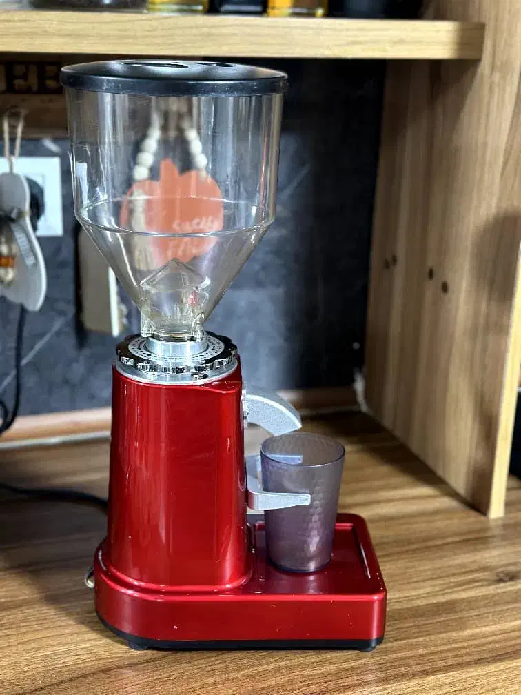 دستگاه آسیاب درحد نو|کافیشاپ و رستوران|رشت, نامجو|دیوار