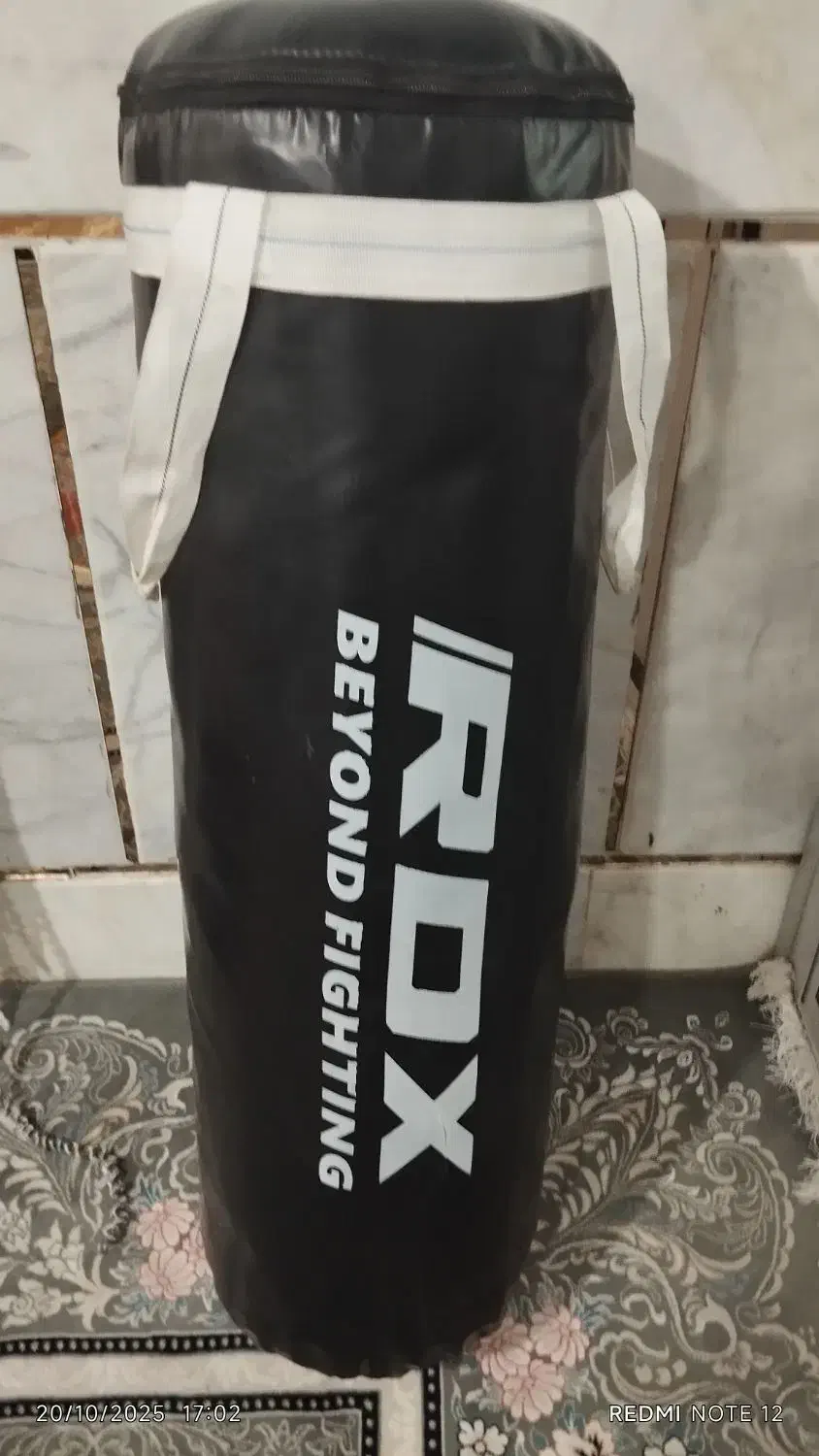 کیسه بوکس lROX|تجهیزات ورزشی|نیریز, |دیوار