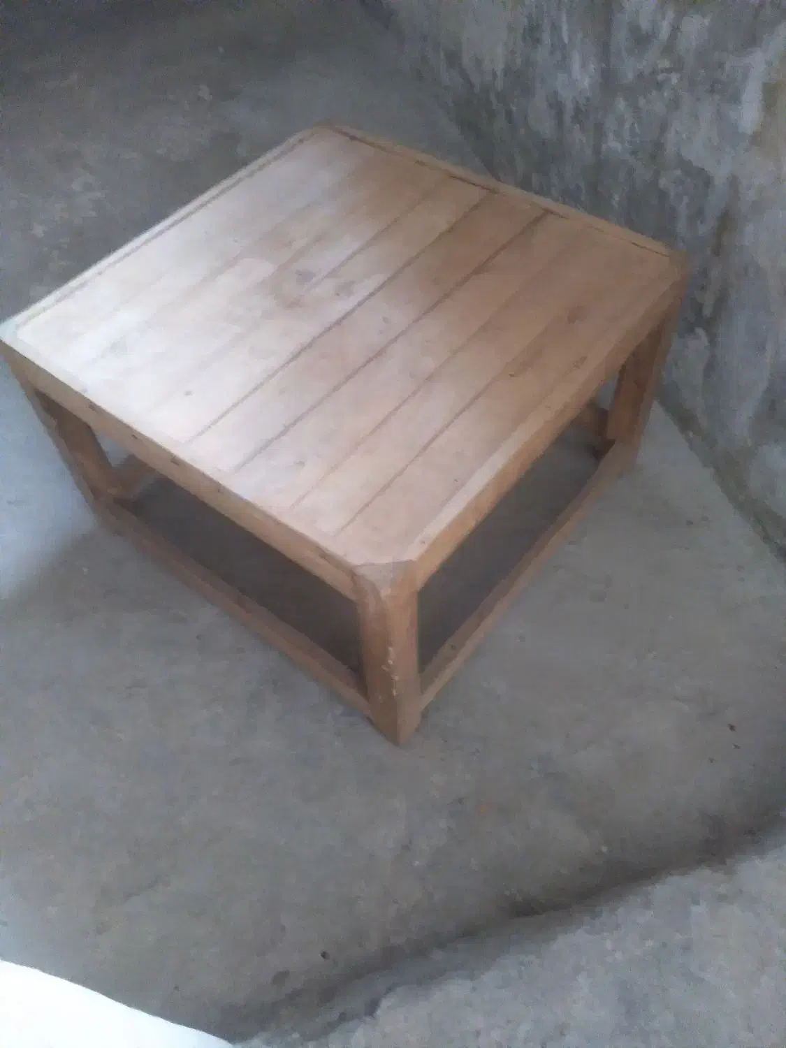 کرسی سنتی|صندلی و نیمکت|چهارباغ, |دیوار