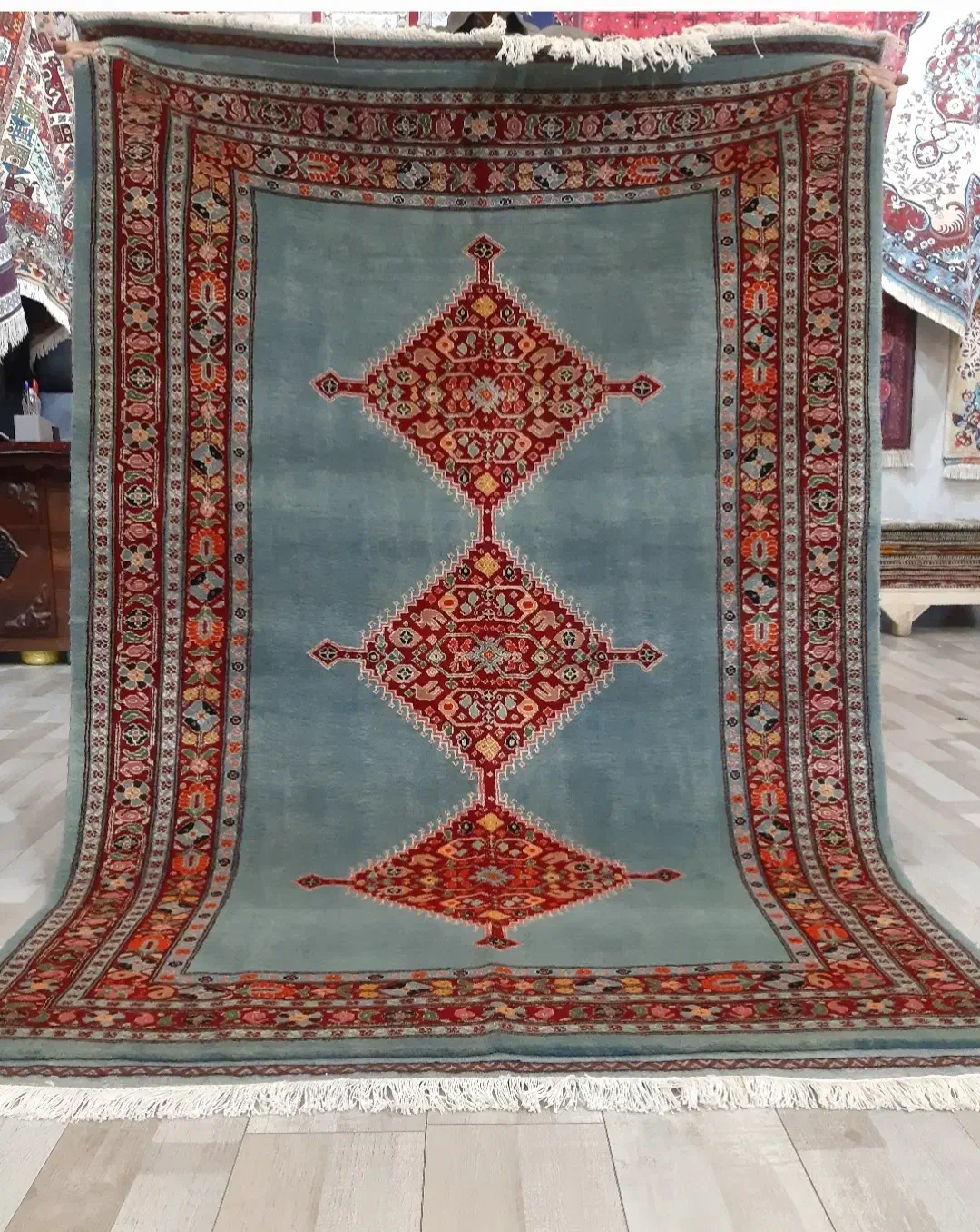 سه متری سه ترنج آبی قشقایی گل ابریشم رنگ طبیعی|فرش|تهران, حر|دیوار