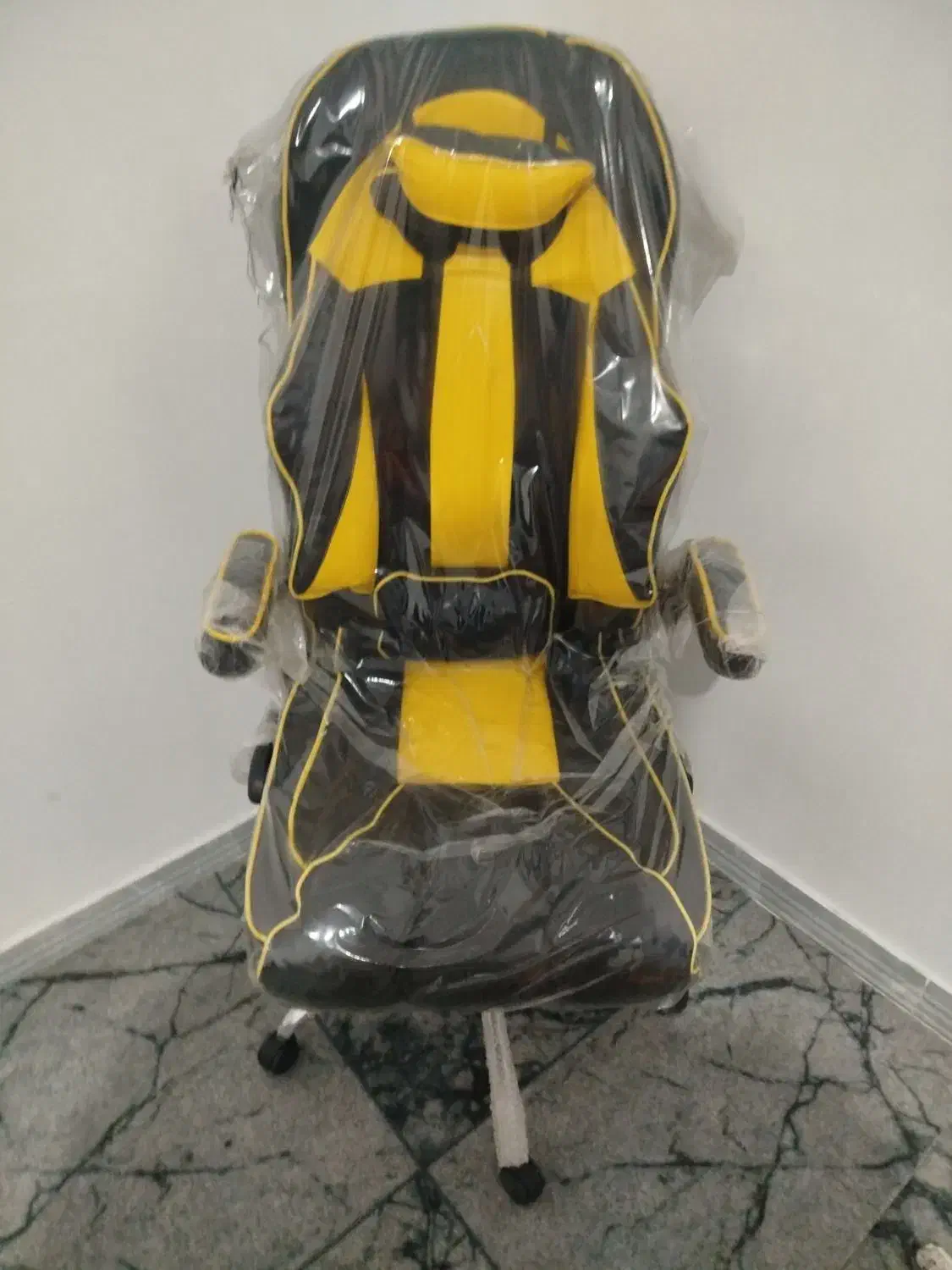 صندلی|صندلی و نیمکت|فردوسیه, |دیوار