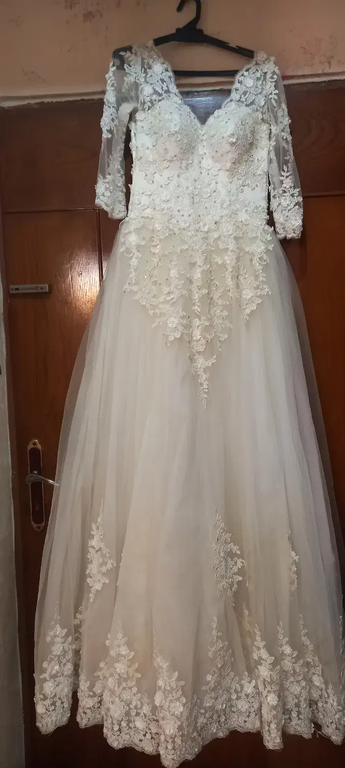 لباس عروس|لباس|آمل, |دیوار