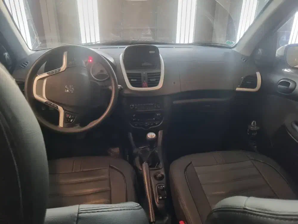 207 دنده سقف فلز|خودرو سواری و وانت|اصفهان, سپاهانشهر|دیوار