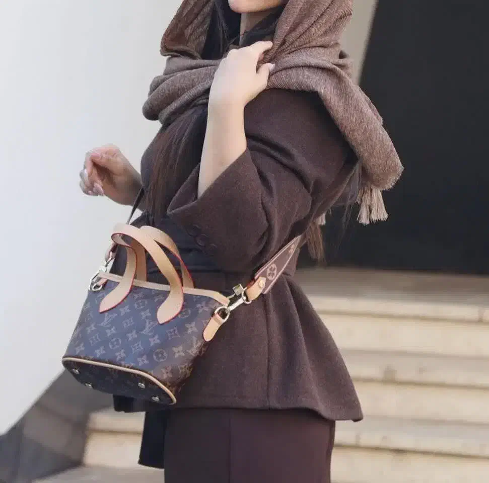 کت شلوار ست|لباس|پرند, فاز ۶|دیوار