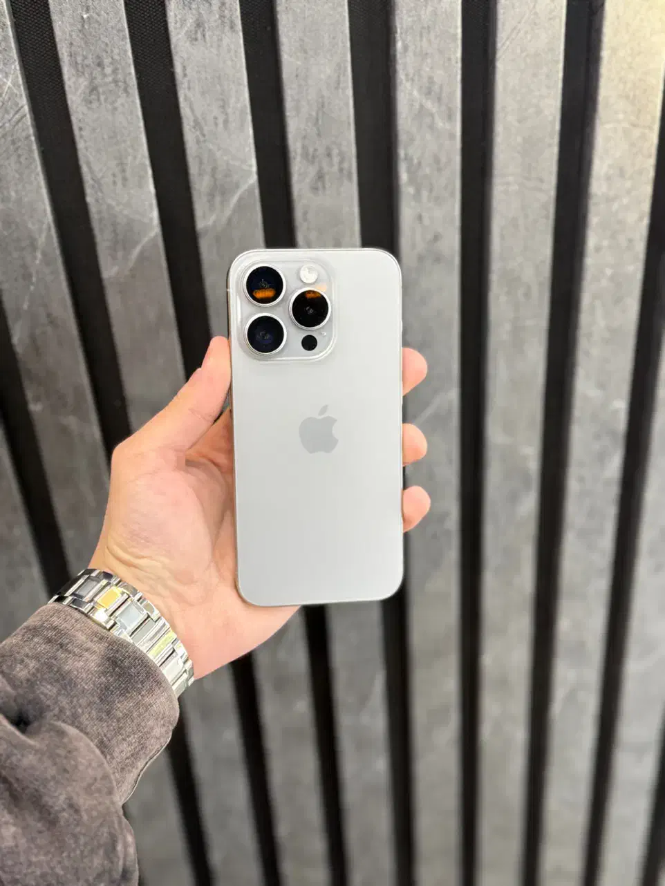 iPhone 15 pro|موبایل|نیشابور, فردوس شمالی|دیوار