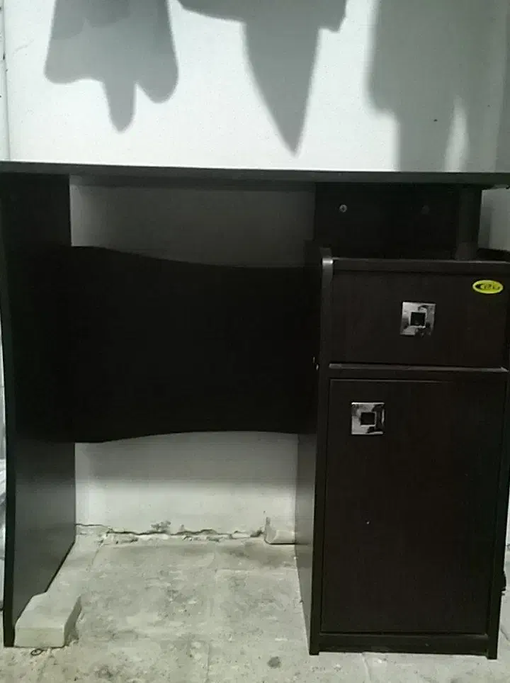 وسایل منزل|ظروف سرو و پذیرایی|شیراز, اصلاح‌نژاد|دیوار