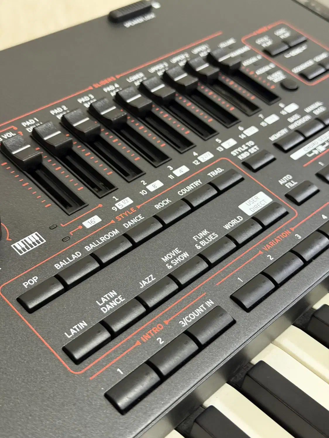 ارگ pa4 کلکسیونی|پیانو، کیبورد، آکاردئون|اندیمشک, |دیوار