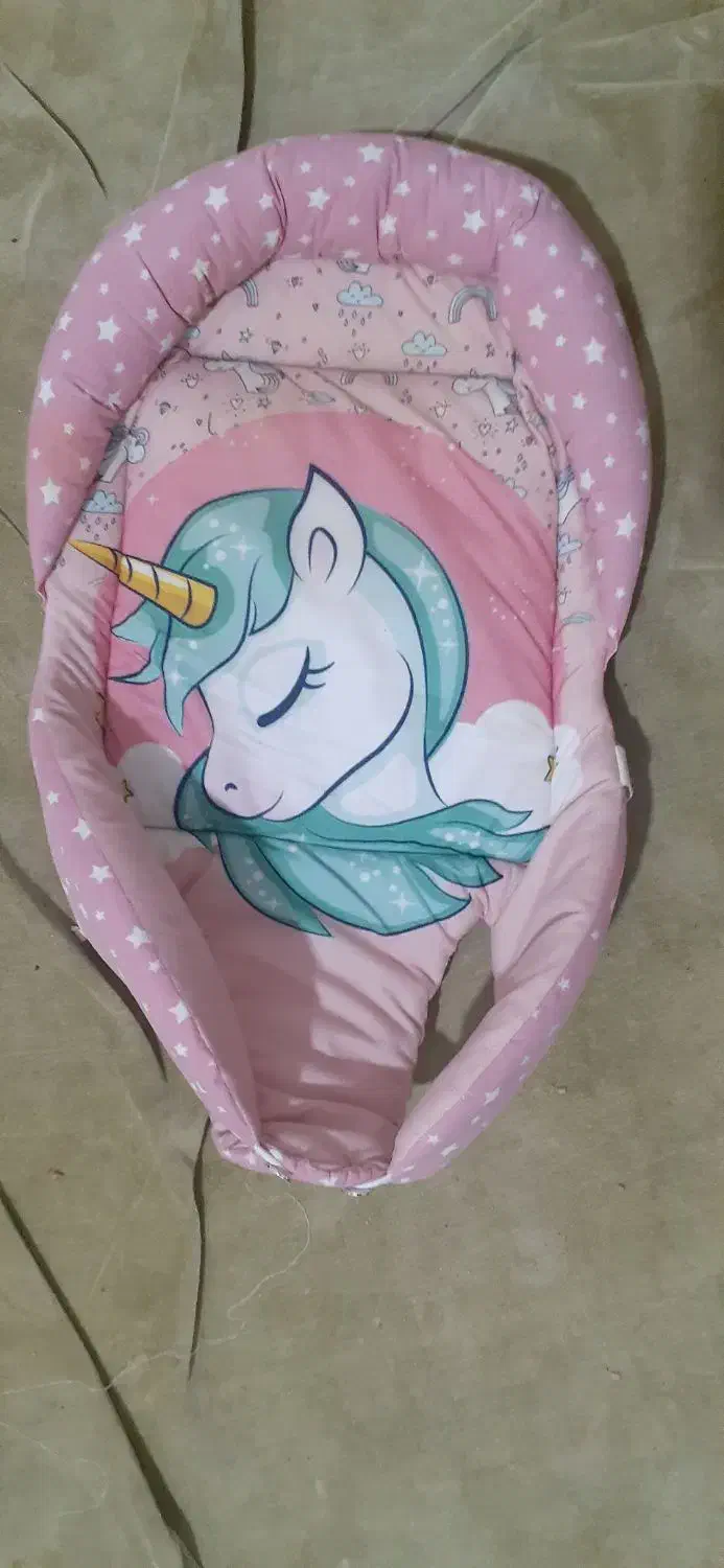 قنداق سویسی|اسباب و اثاث بچه|بروجرد, |دیوار