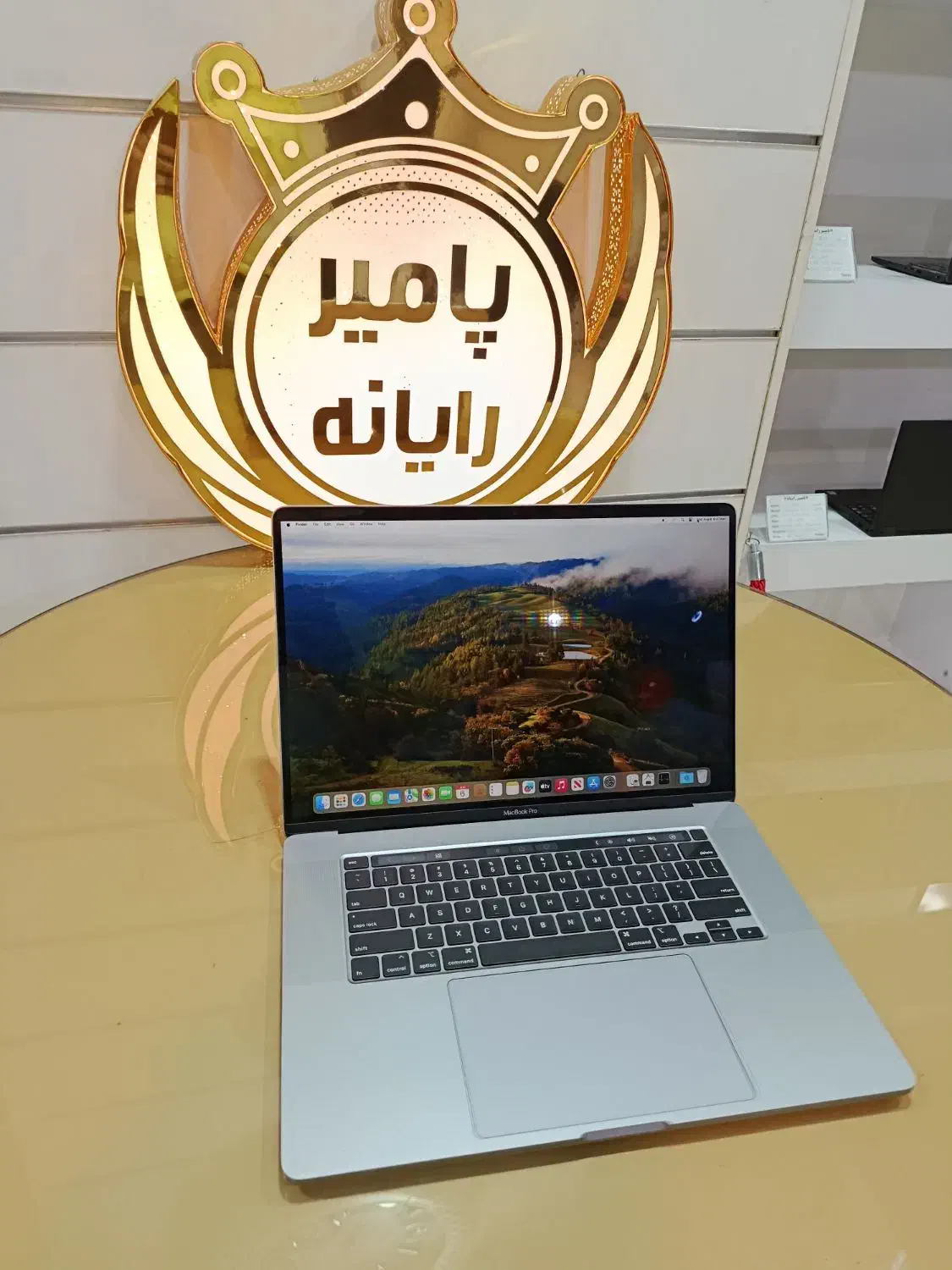 mac book pro 2019 /4gig گرافیک مجزا /touch bar|رایانه همراه|مشهد, سناباد|دیوار