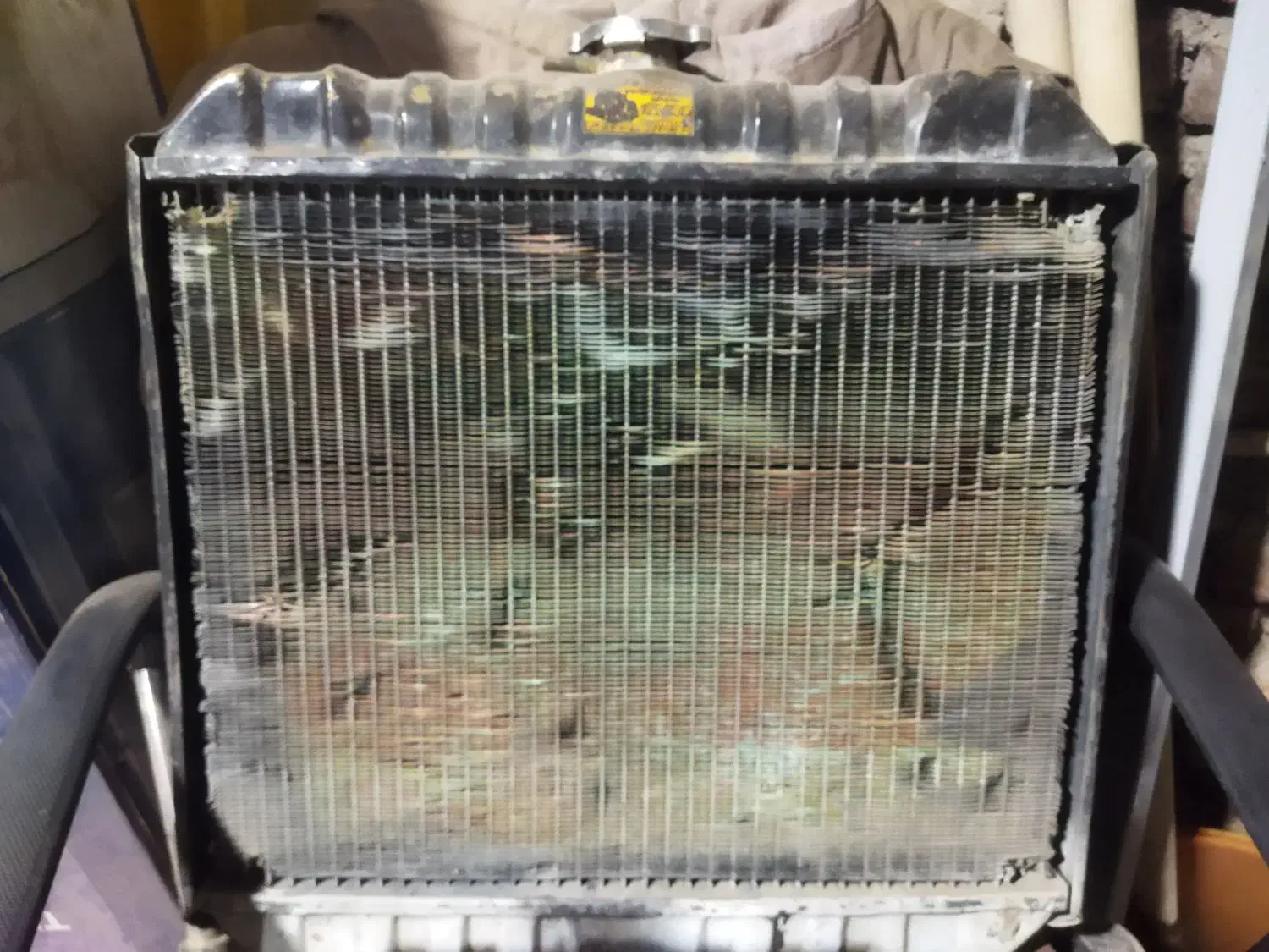 رادیاتور برنجی سالم تویوتا دو اف|قطعات یدکی و لوازم جانبی|ایلام, |دیوار