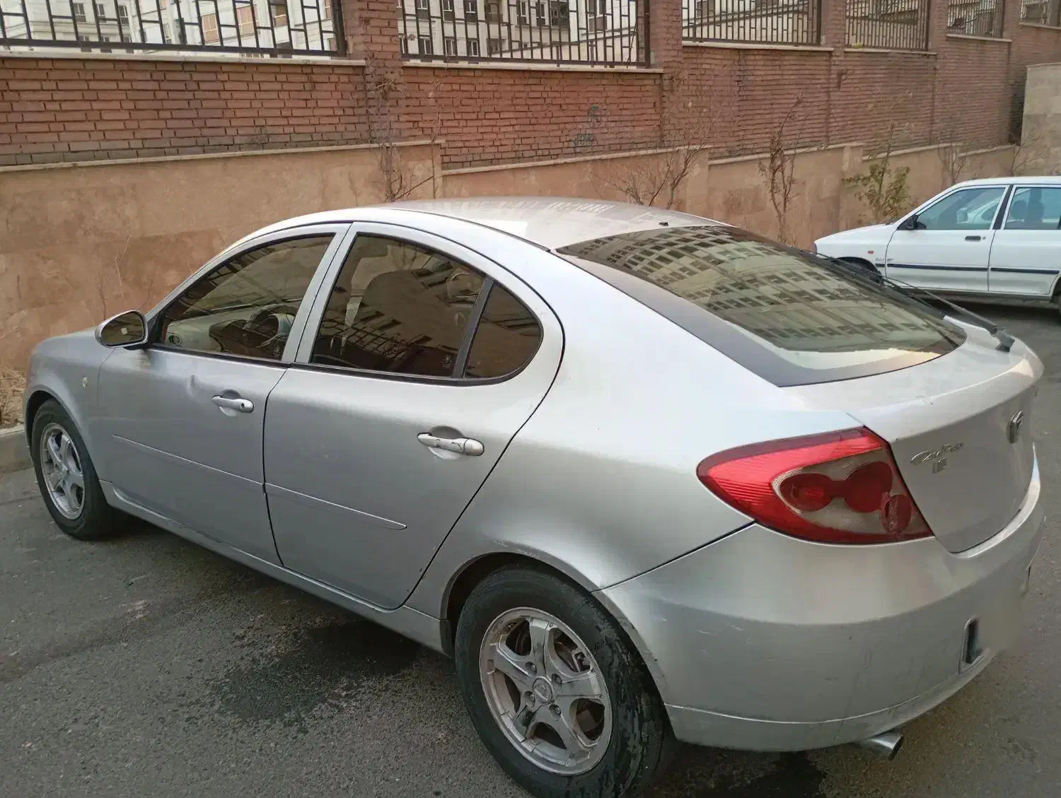 جنتو دنده اتومات بی رنگ ۲۰۰۸|خودرو سواری و وانت|تهران, حسین‌آباد|دیوار