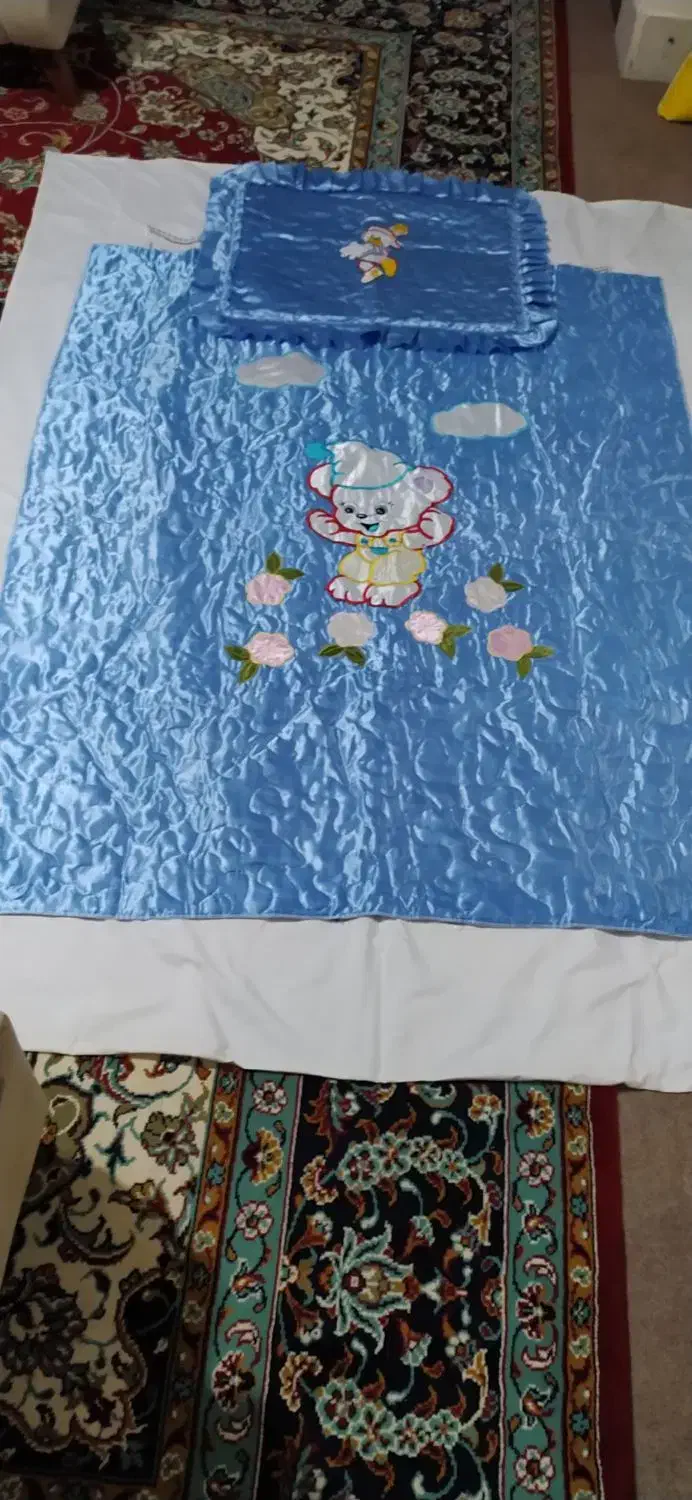 لحاف|رختخواب، بالش، پتو|قوچان, |دیوار