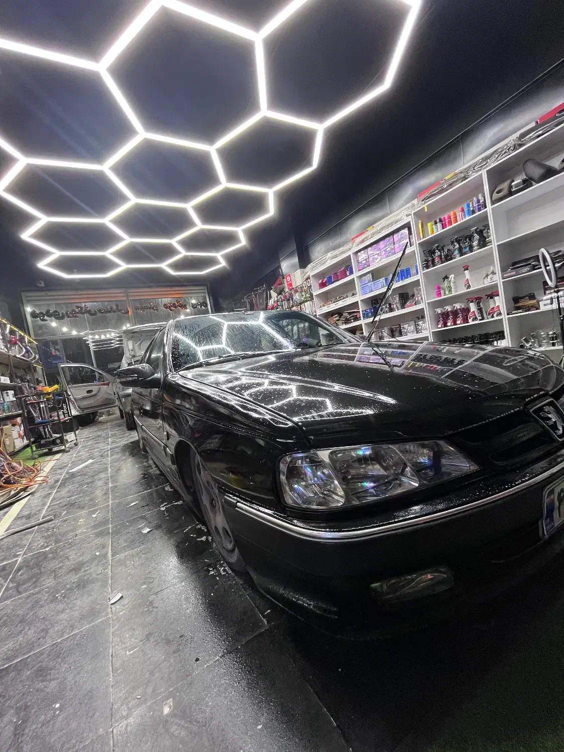 پارس مشکی ۸۳|خودرو سواری و وانت|شاهین‌شهر, گزبرخوار|دیوار