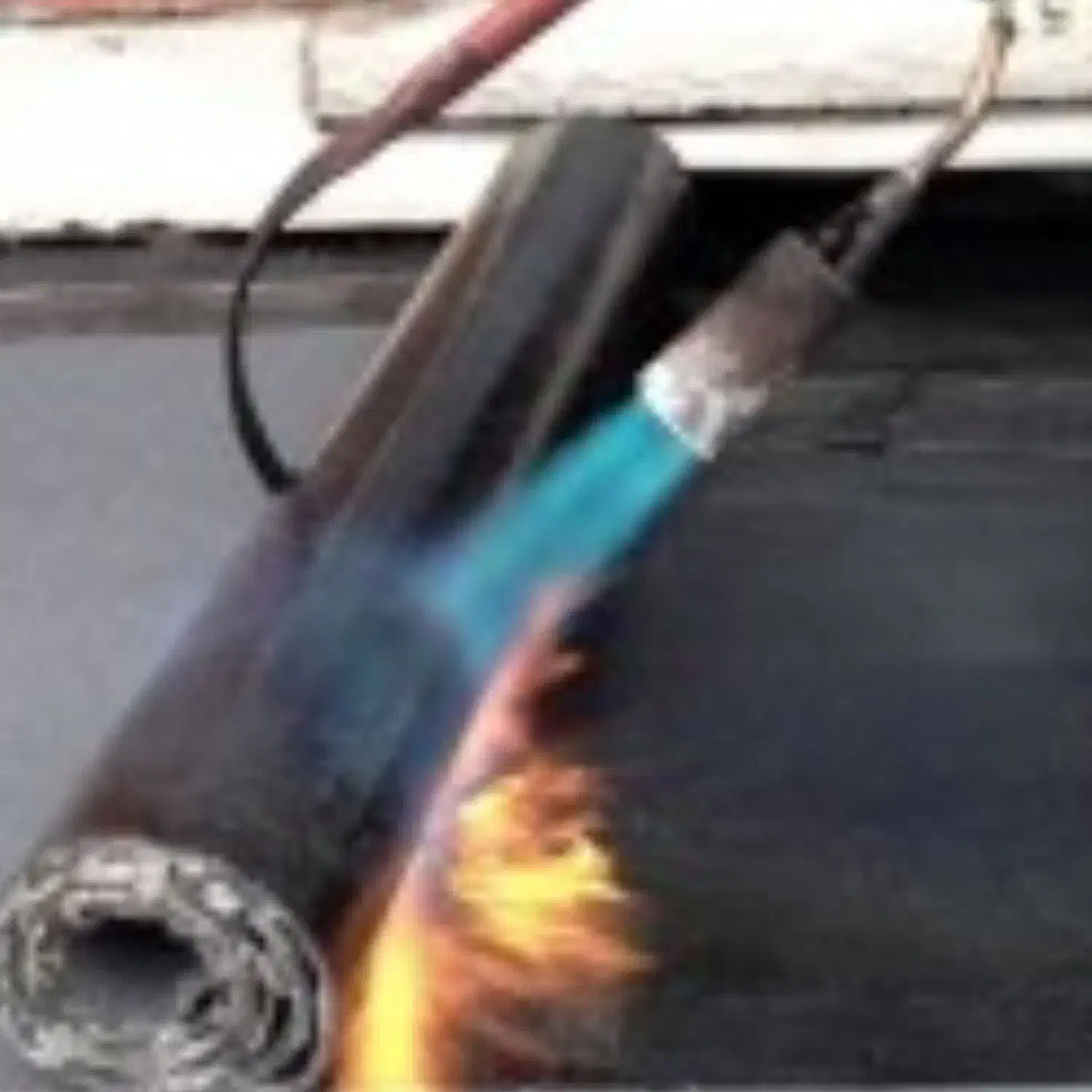 نصب ایزوگام دست مزد کم الهی به امیدتو هوالرزاق|خدمات پیشه و مهارت|تبریز, |دیوار