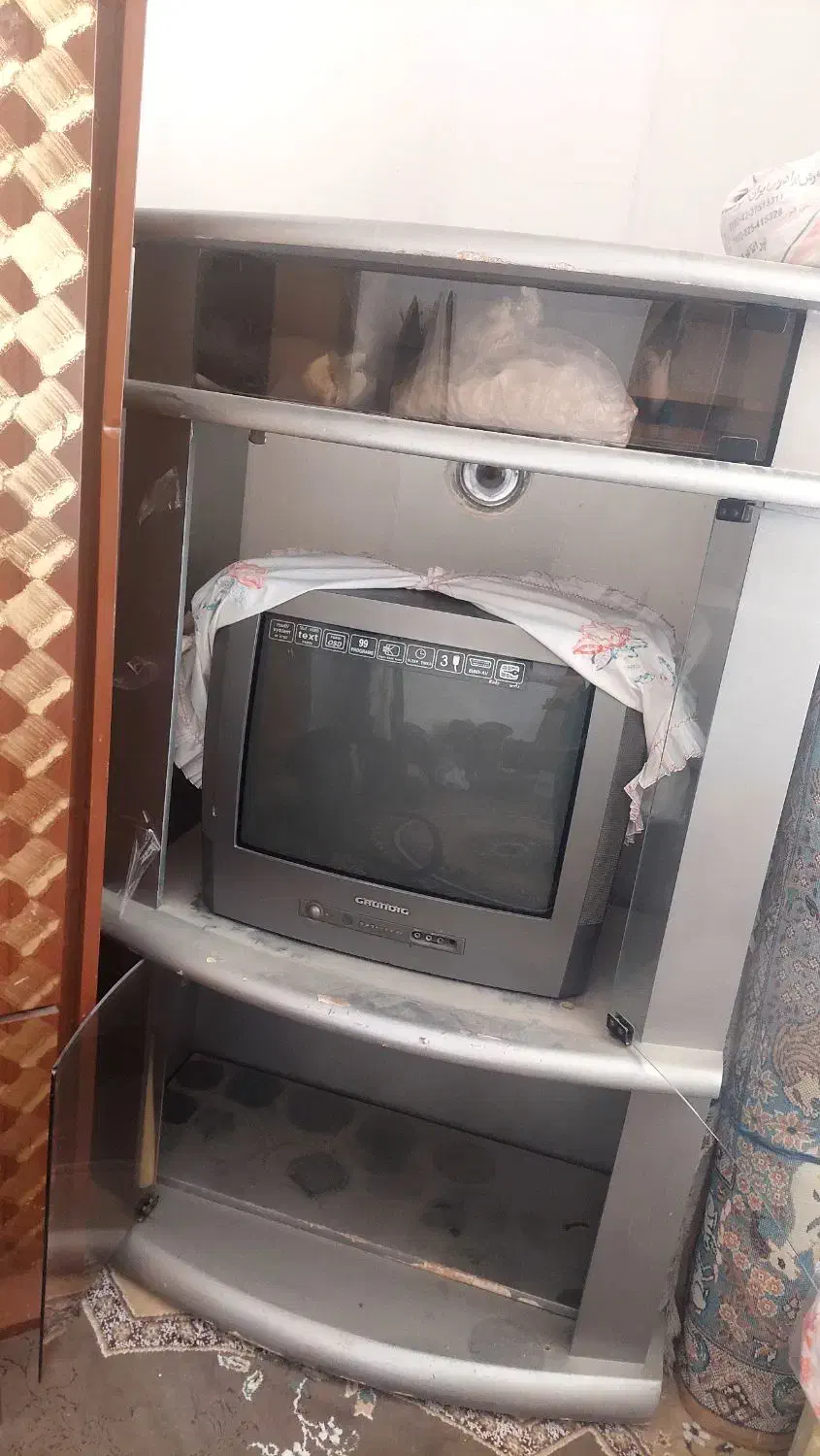 زیرتلویزیونی با تلویزیون|میز تلویزیون|همایجان, |دیوار