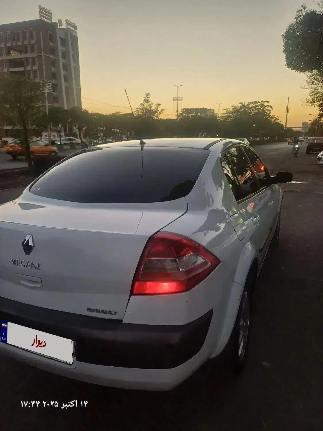 مگان2000..اتومات|خودرو سواری و وانت|قزوین, |دیوار