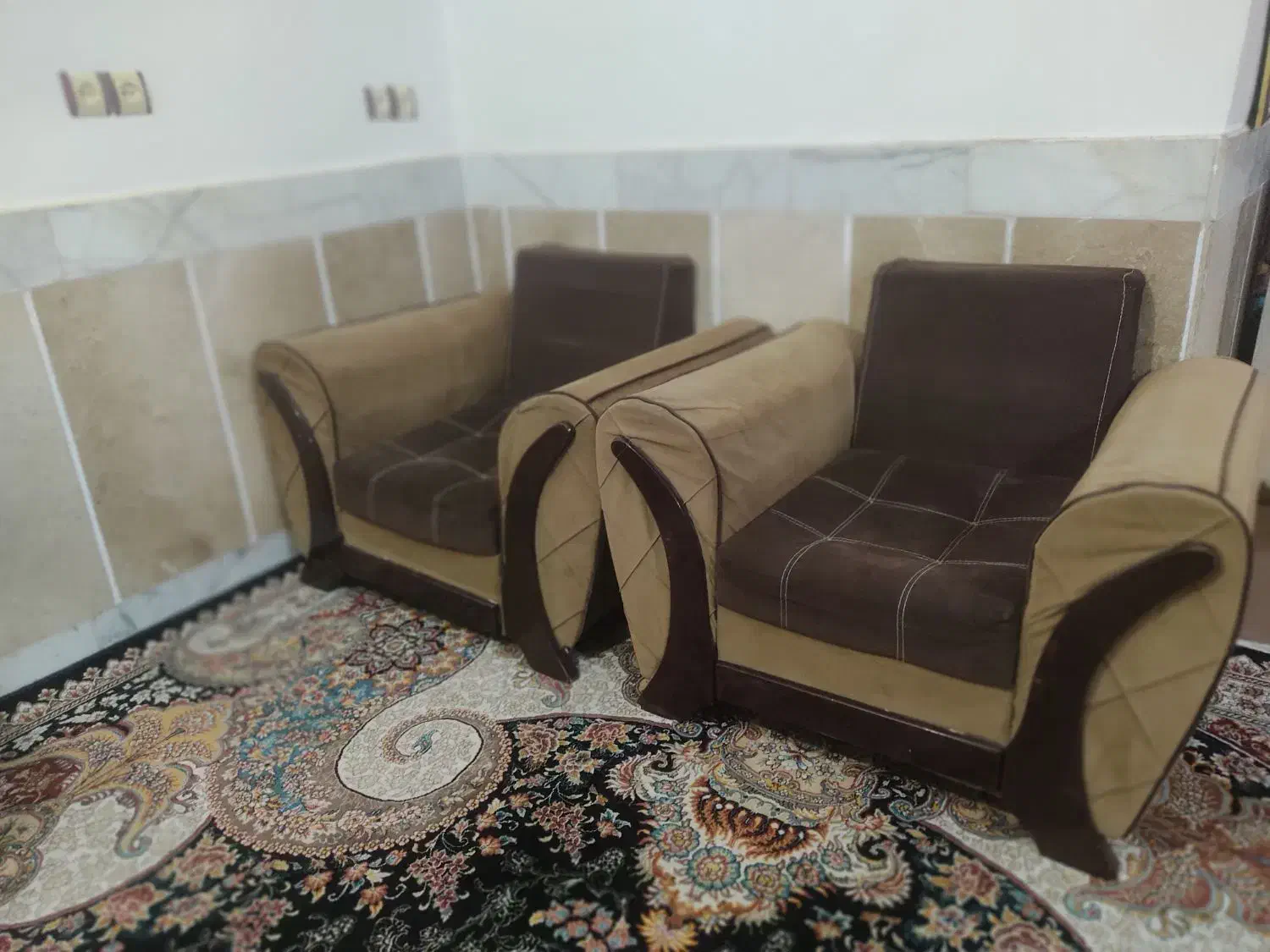 مبل ۵ نفره وهفت نفره|مبلمان خانگی و میز عسلی|تربت جام, شهرک آزادگان|دیوار