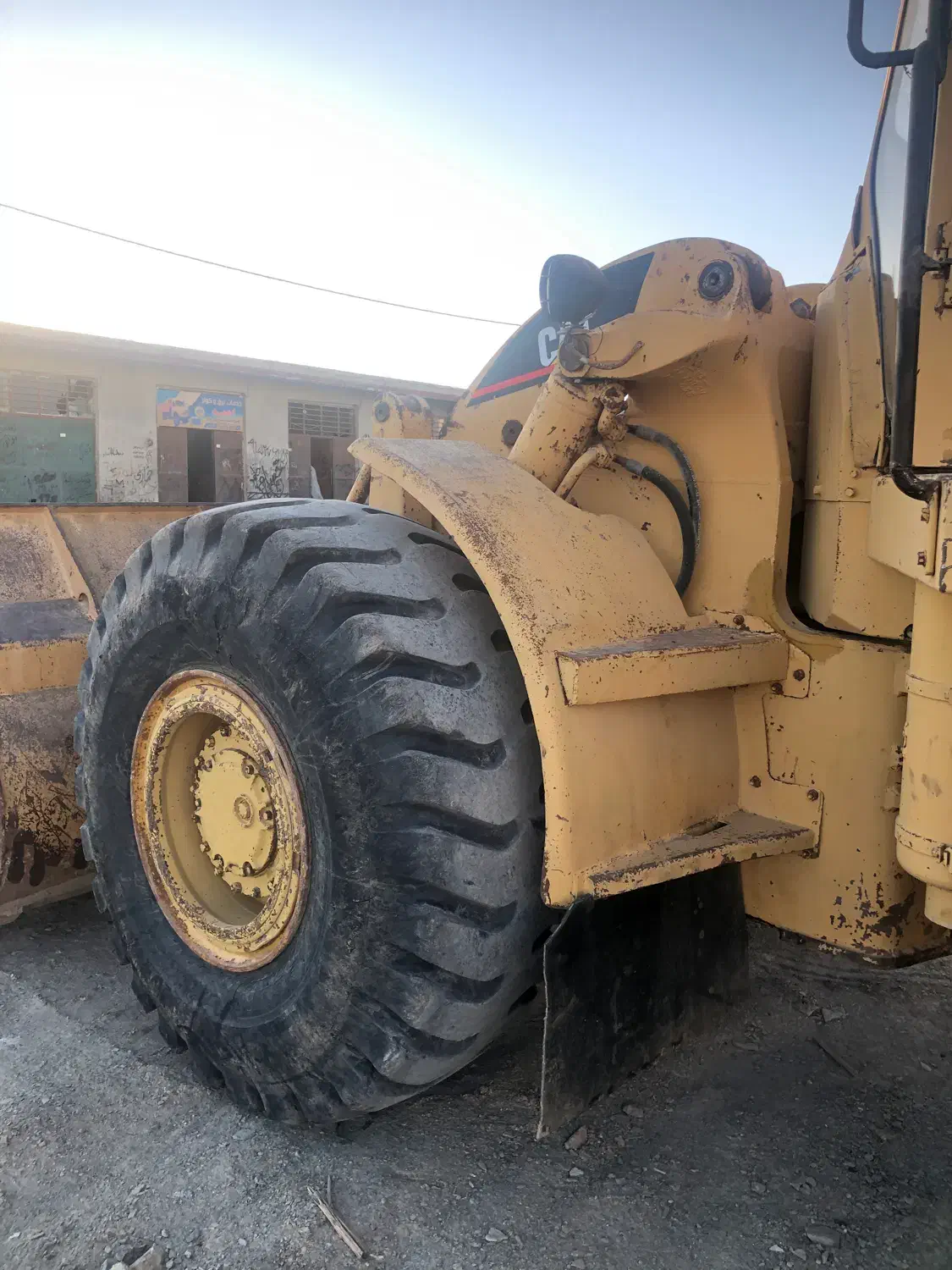 لودرکاترپیلار۹۶۶ با قرارداد|خودرو سنگین|خمینیشهر, |دیوار