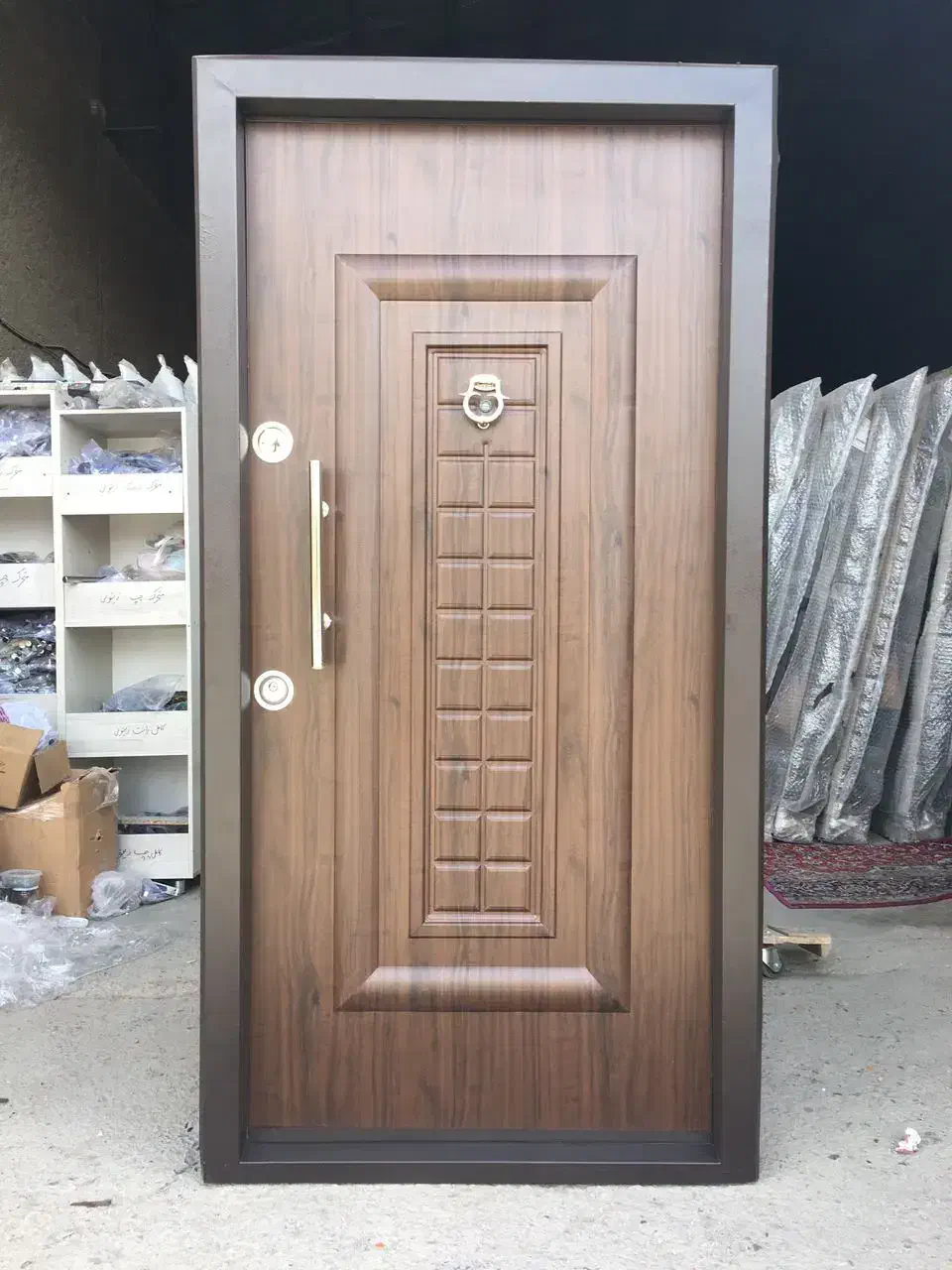 نصب و تعمیرات و رگلاژ درب ضد سرقت|خدمات پیشه و مهارت|شیراز, شاهجیان|دیوار