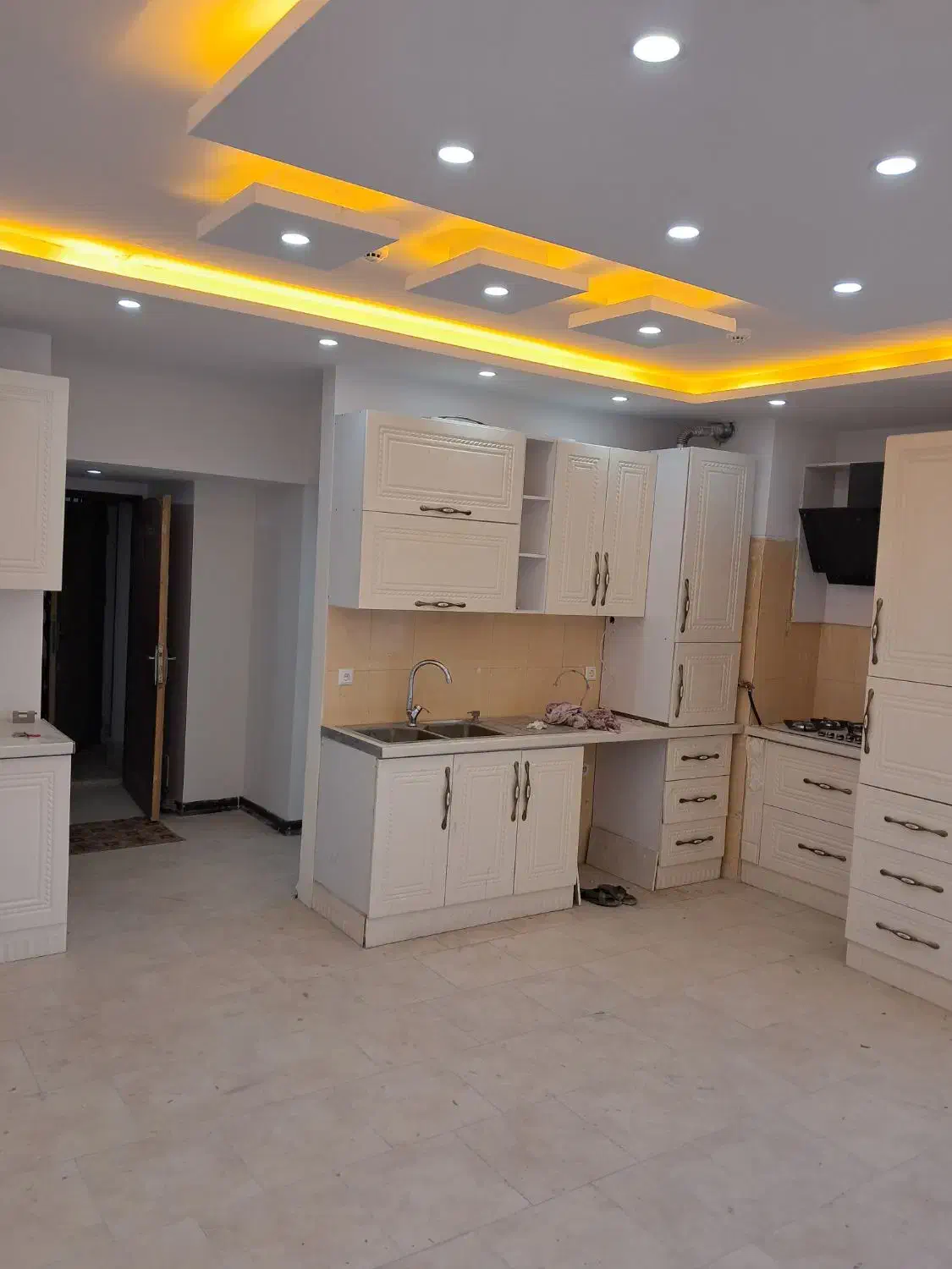 نقاشی ساختمان|خدمات پیشه و مهارت|پردیس, فاز ۸|دیوار