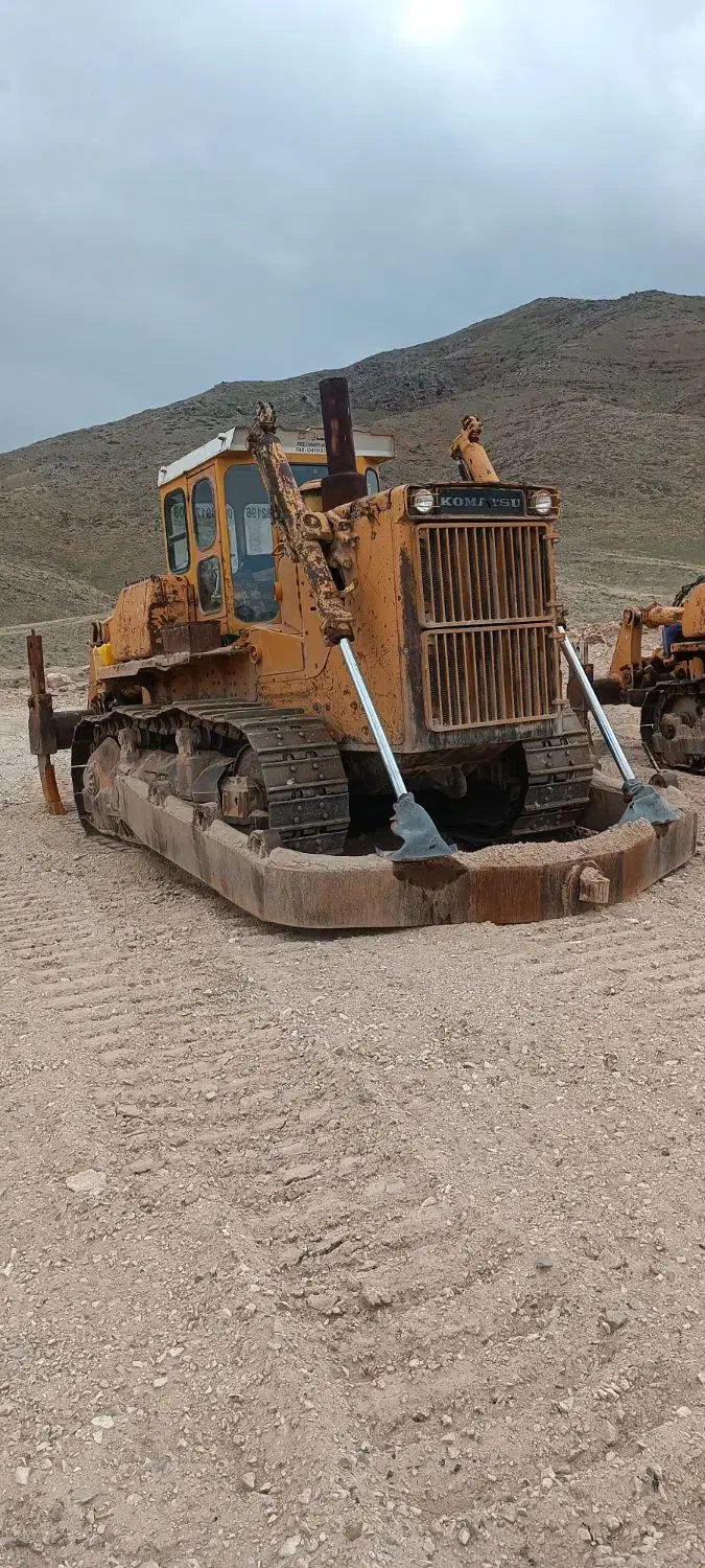 بلدوزر ۱۵۵ کوماتسو فروشی|خودرو سنگین|تهران, مختاری|دیوار