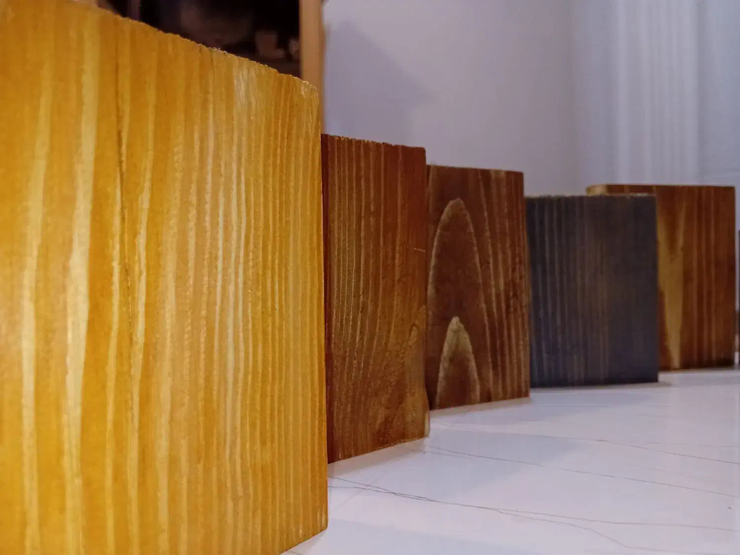 چوب روسی رنگی مناسب دکور، قفسه، باکس و طراحی داخلی|عمده‌فروشی|چهاردانگه (تهران), |دیوار