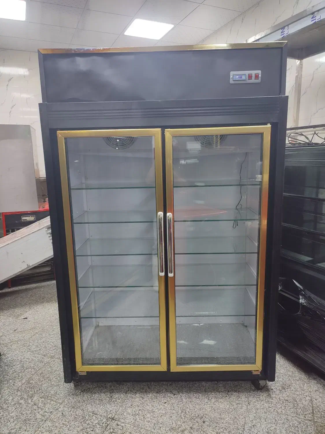 یخچال ایستاده دو درب پشت بسته در حد نونو|فروشگاه و مغازه|نسیم‌شهر, |دیوار