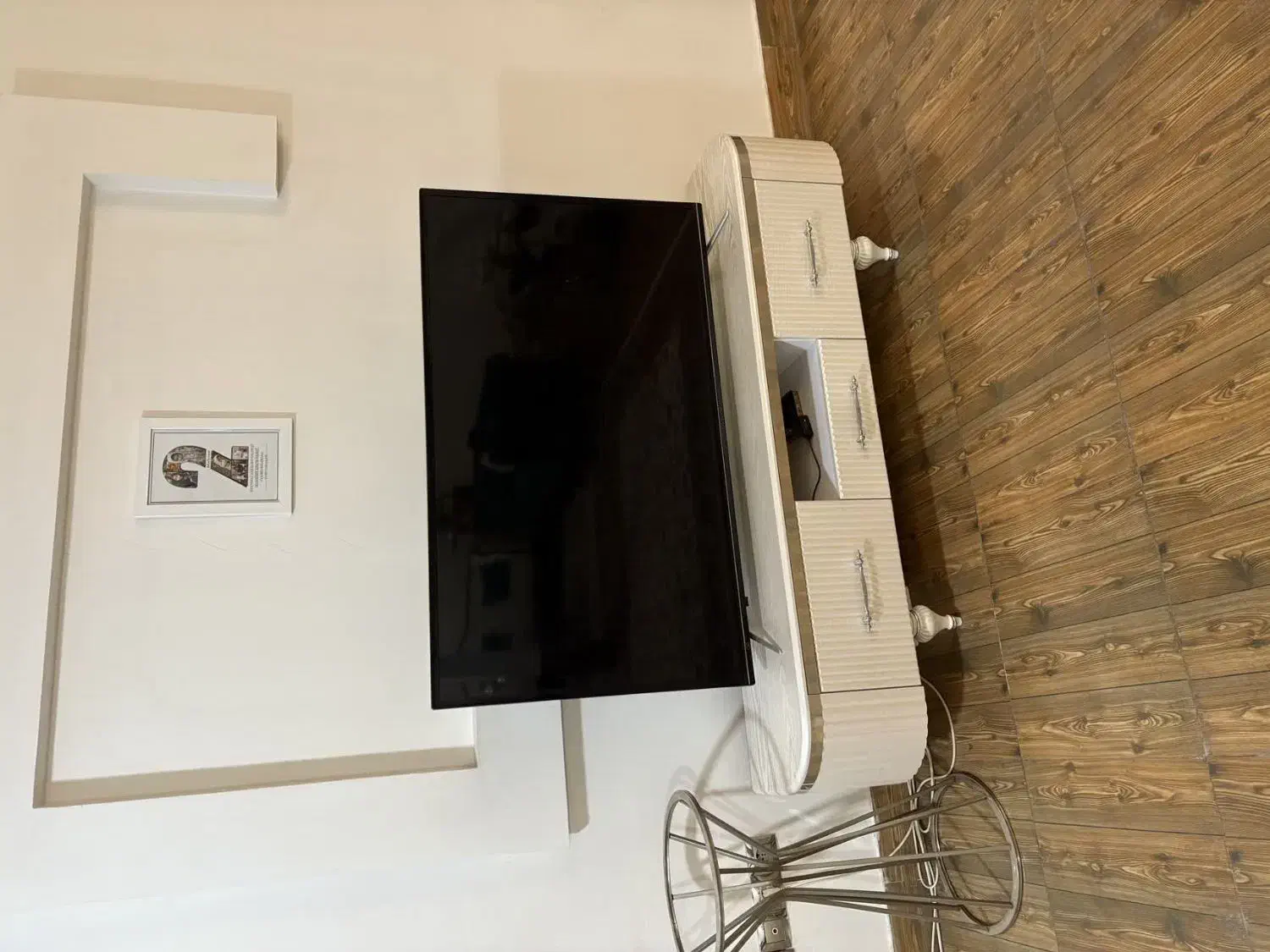 کنسول|بوفه، ویترین، کنسول|نظرآباد, رسالت|دیوار