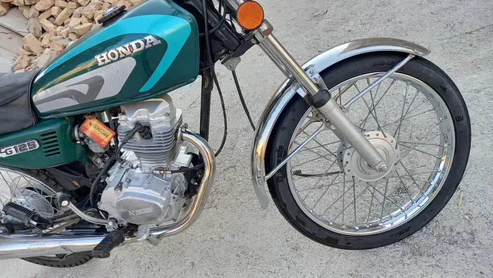 موتور ۸۳ نامی|موتورسیکلت|چهارباغ, |دیوار