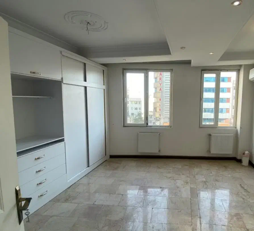 اداری/صادقیه/ ۱۵۰متر /دسترسی بینظیر/سیامک|اجارهٔ دفتر کار، اتاق اداری، مطب|تهران, صادقیه|دیوار