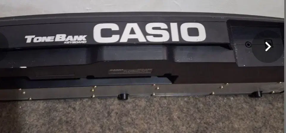 ارگ کاسیو ژاپن|پیانو، کیبورد، آکاردئون|بهبهان, |دیوار