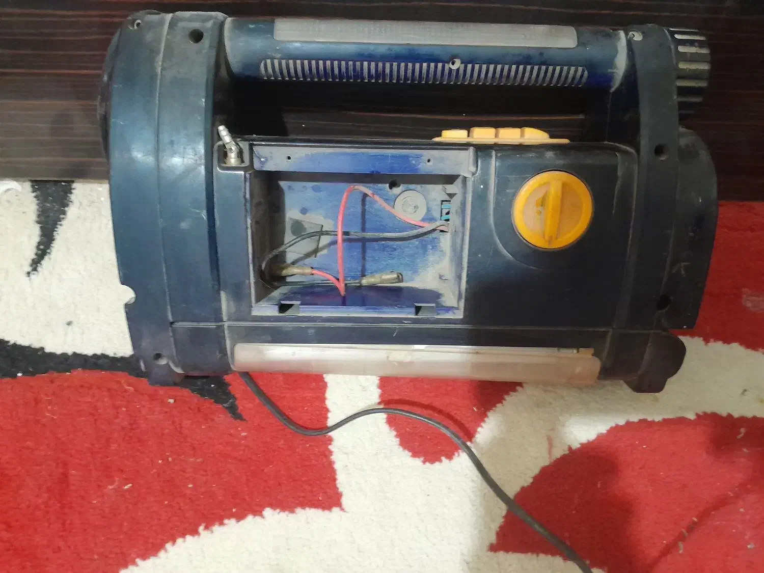 رادیوعتیقه لامپ دار|کلکسیون اشیاء عتیقه|باوی, |دیوار