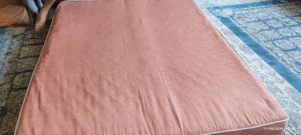 توشک طبی سالم بدونه پارگی یا لکه سالم سالم|تشک تختخواب|قدس, شهر‌قدس|دیوار