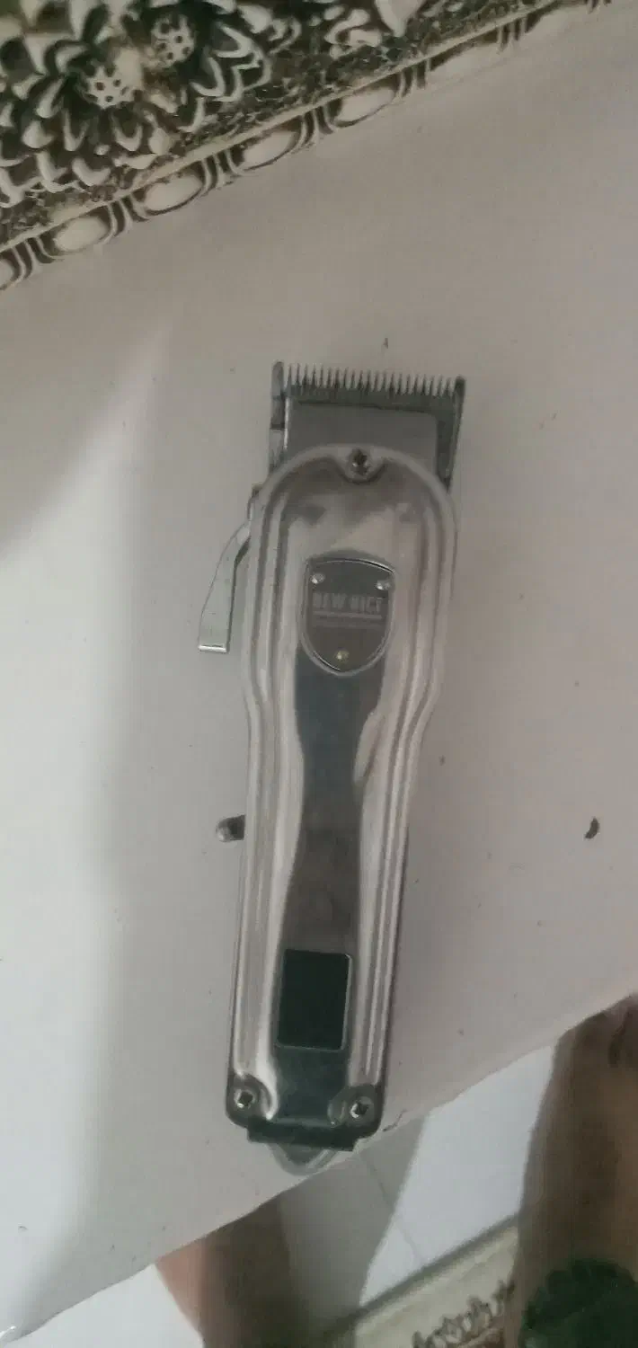 ماشین اصلاح(حجم زن)تمیز در حد فوری|آرایشی، بهداشتی، درمانی|جیرفت, |دیوار