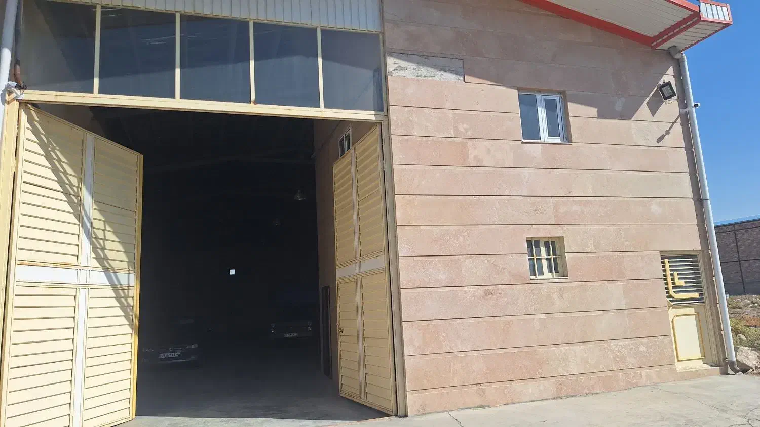 سالن گارگاهی|اجارهٔ دفتر صنعتی، کشاورزی، تجاری|خسروشاه, |دیوار